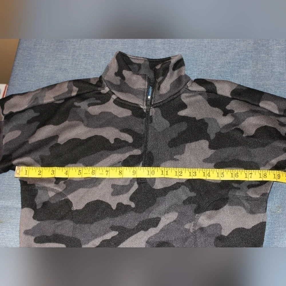 OLD Navy Boys Camouflage Mock Neck Sweater with Zipper
